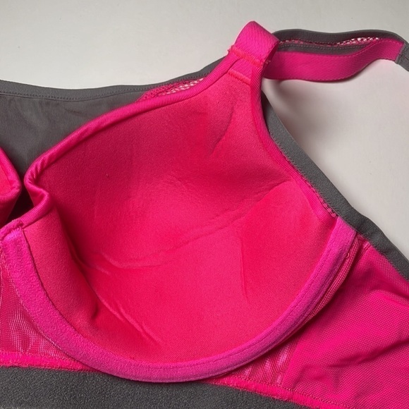 AMBRIELLE Sports Bra Medium Impact Underwire Adjustable Straps 34B Hot Pink - Picture 8 of 12